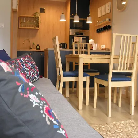Apartament Apartament Stacja Drzymały Z Balkonem *